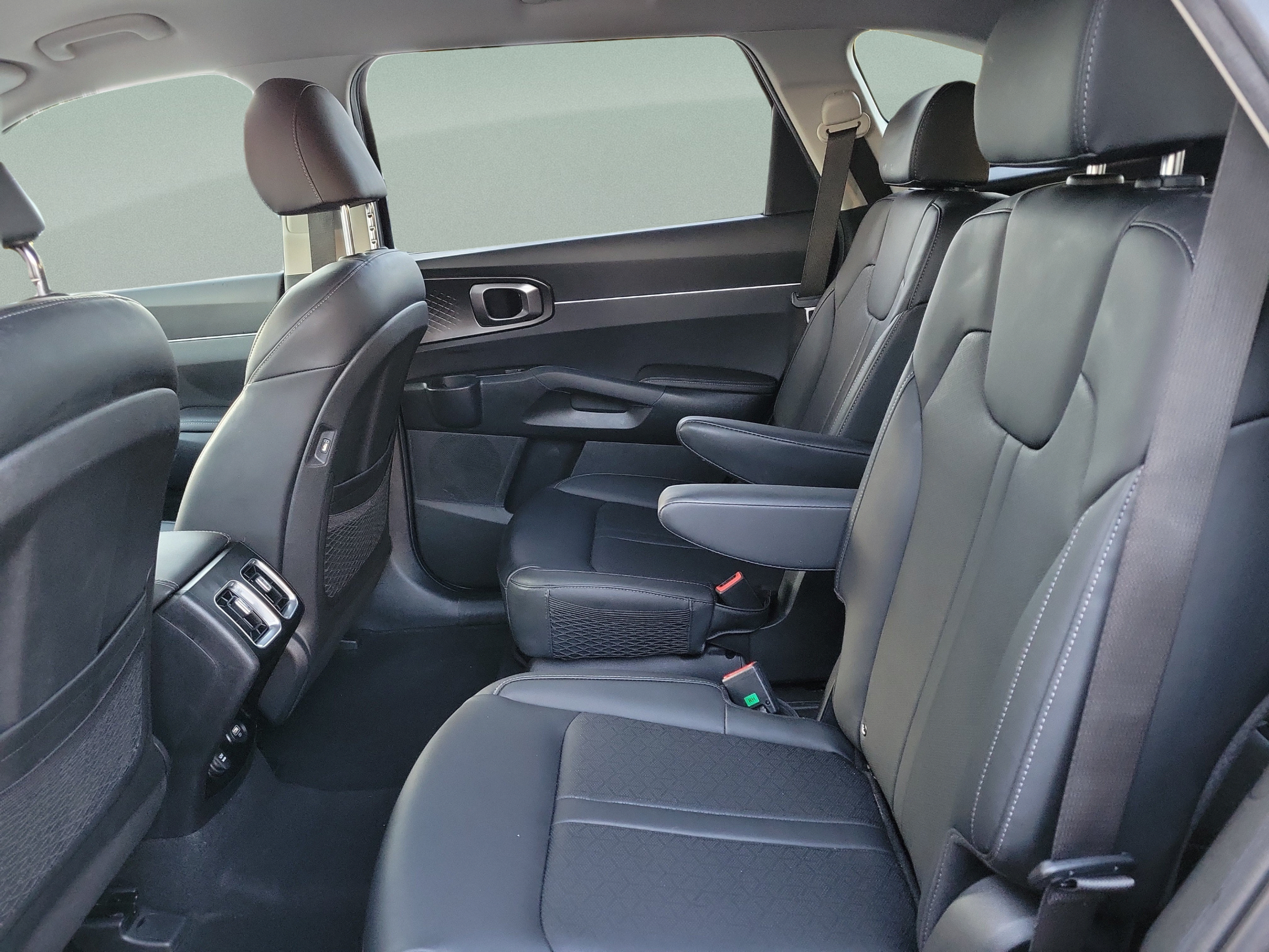 Certified 2023 Kia Sorento EX AWD/4WD image 7