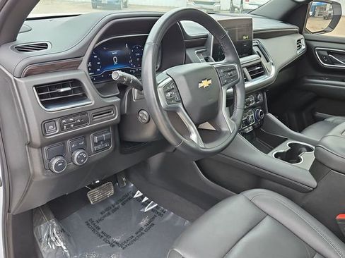 Used 2024 Chevrolet Tahoe LT w/ LT Signature Package RWD image 11