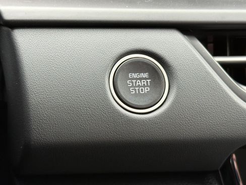 New 2026 Kia Seltos SX w/ SX Sunroof Package image 21