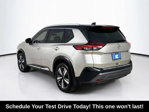 Used 2023 Nissan Rogue SL w/ SL Premium Package FWD image 6