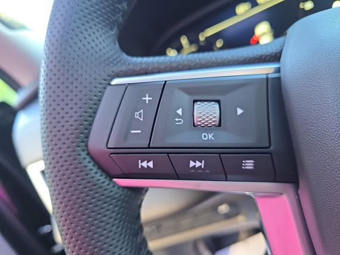 New 2025 Mitsubishi Outlander SE image 17