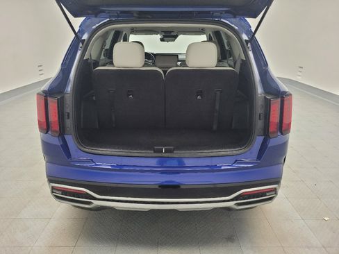 Used 2022 Kia Sorento S image 29