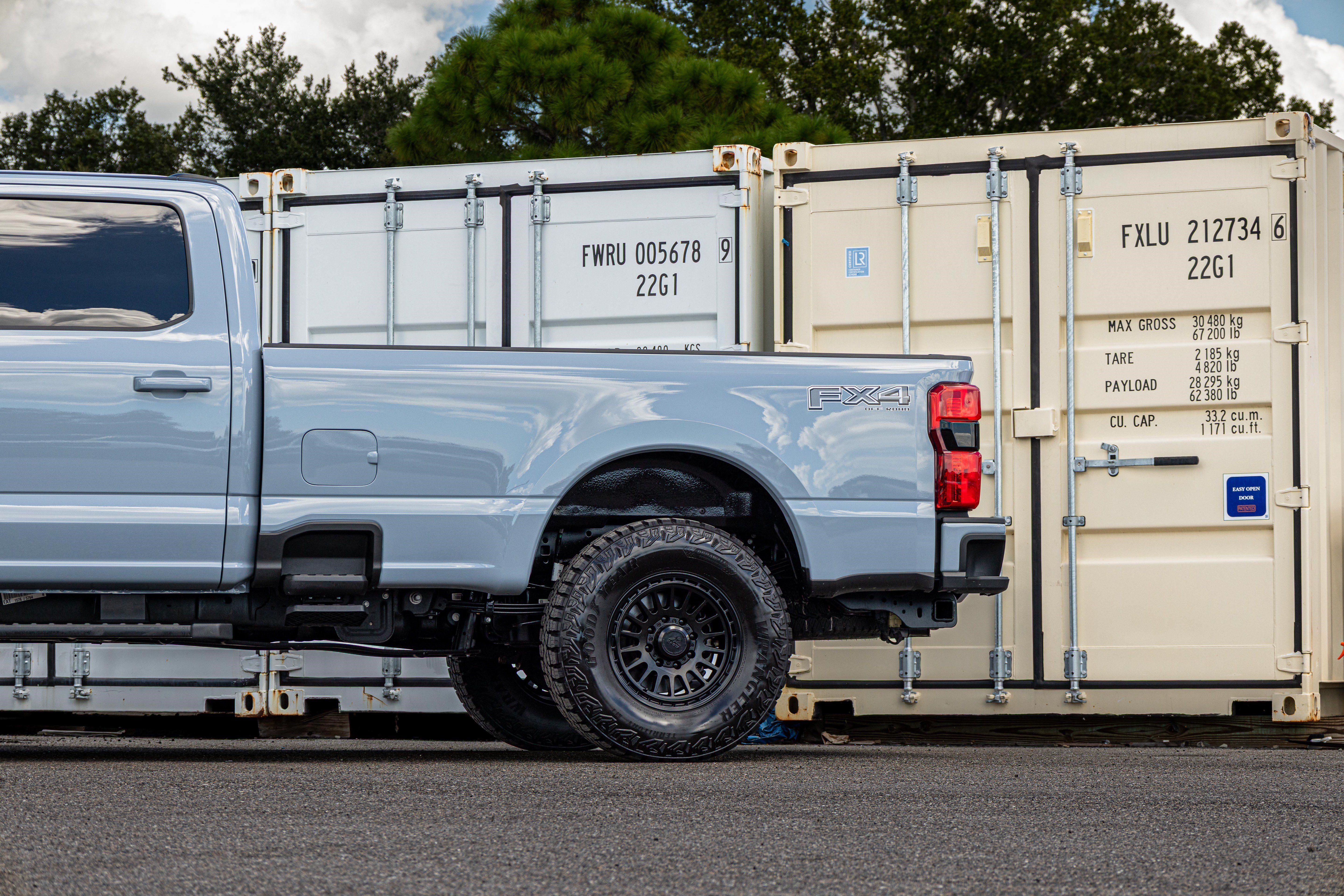Used 2025 Ford F250 Lariat w/ Lariat Ultimate Package AWD/4WD image 28