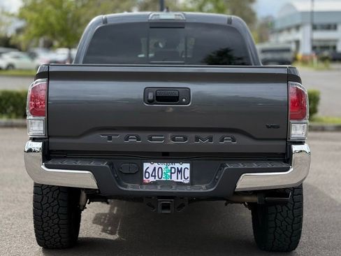 Used 2023 Toyota Tacoma TRD Off-Road w/ Black Out Package (TMS) image 4