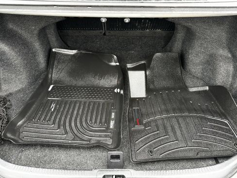 Used 2014 Toyota Camry SE image 18