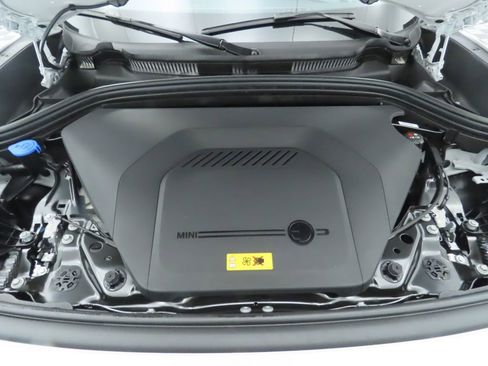 New 2025 MINI Cooper Countryman SE w/ Comfort Package Max image 31