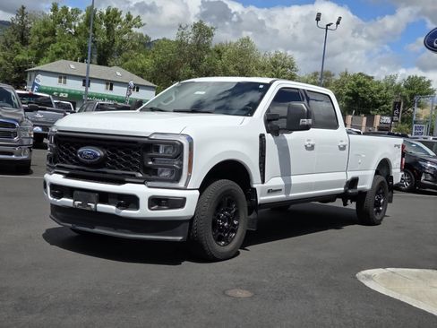 Used 2023 Ford F250 XLT w/ XLT Premium Package AWD/4WD image 1