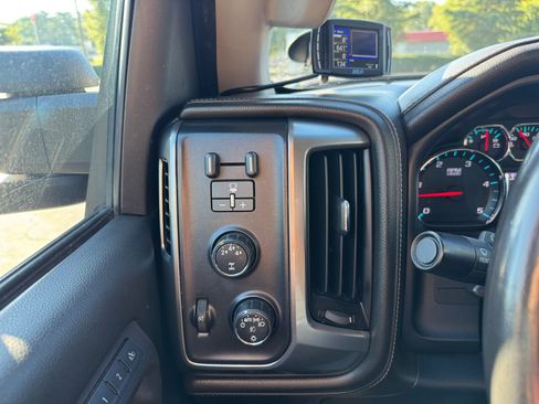 Used 2015 Chevrolet Silverado 3500 LTZ w/ Duramax Plus Package image 26