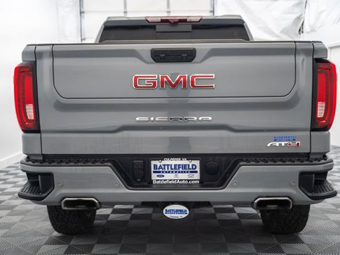 Used 2024 GMC Sierra 1500 AT4 w/ Technology Package AWD/4WD image 6