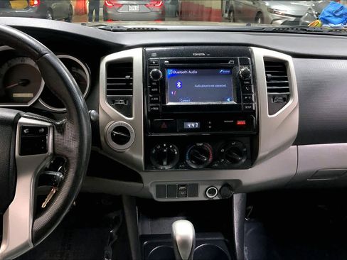 Used 2013 Toyota Tacoma 4x4 Access Cab w/ SR5 Pkg image 7