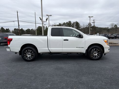 Used 2024 Nissan Titan SV w/ Accessory Utility Package image 8