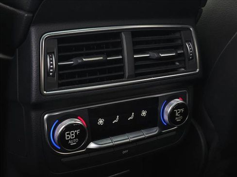 Used 2017 Audi Q7 3.0T Prestige w/ Prestige Package image 15