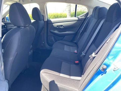 Used 2024 Nissan Sentra SV FWD image 23