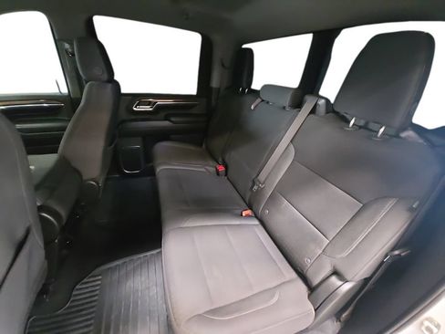 Used 2024 Chevrolet Silverado 2500 LT AWD/4WD image 15