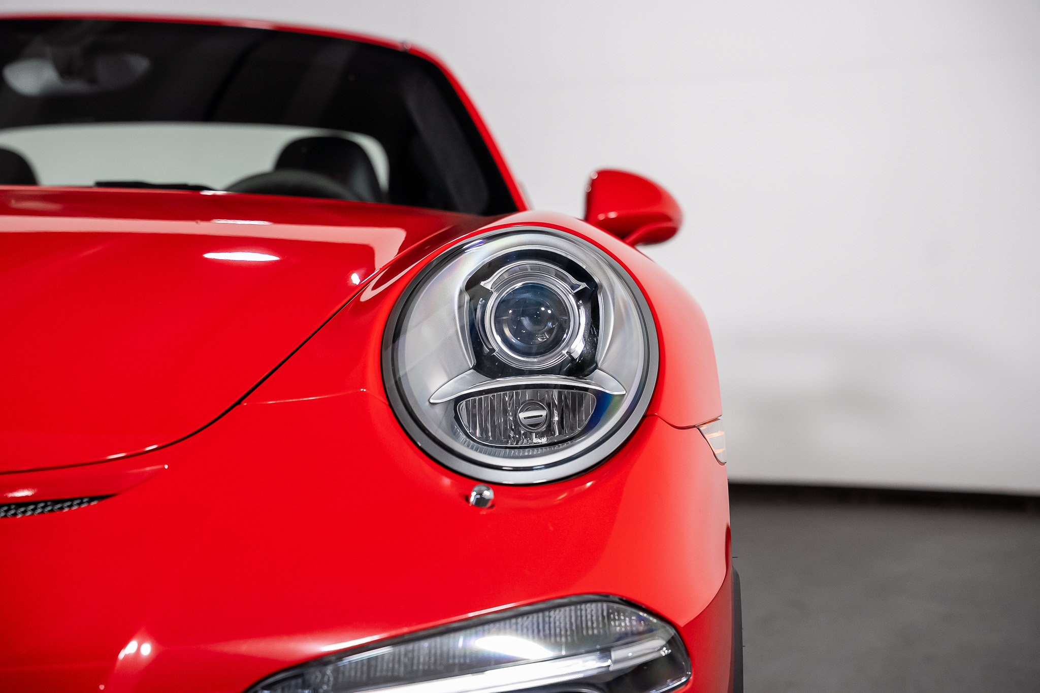 Used 2015 Porsche 911 GT3 RWD image 5