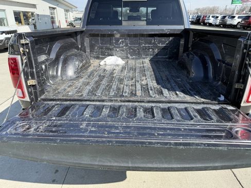 Used 2016 RAM 1500 Laramie w/ Convenience Group image 9