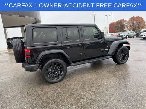 Used 2023 Jeep Wrangler Unlimited Sahara w/ Cold Weather Group image 12