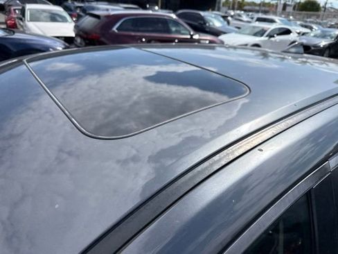 Used 2019 MAZDA CX-5 Touring FWD image 4