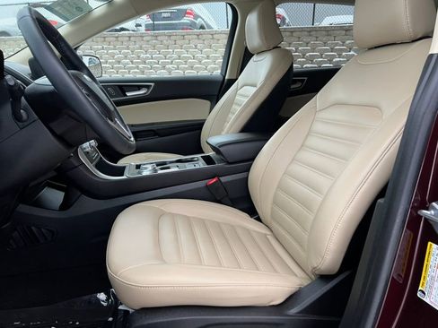 Certified 2024 Ford Edge SEL w/ Convenience Package image 4