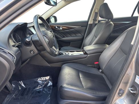 Used 2016 INFINITI Q50 3.0t Premium w/ Driver Assistance Package image 9