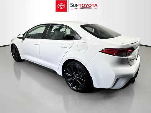 Used 2026 Toyota Corolla SE w/ SE Package FWD image 6