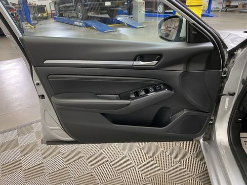 Used 2023 Nissan Altima 2.5 SL image 29