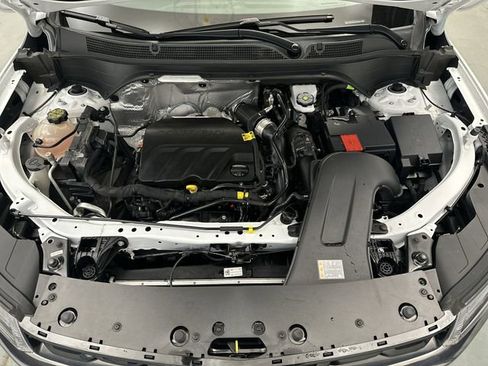 Used 2024 Chevrolet Trax RS w/ Driver Confidence Package image 21