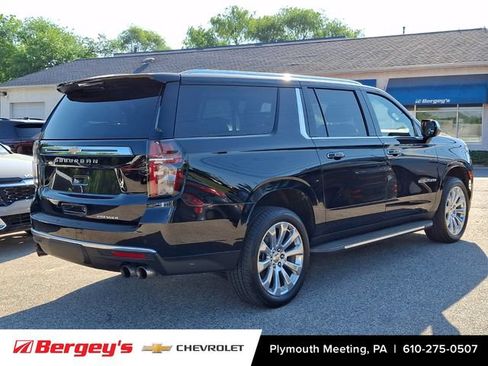 Certified 2024 Chevrolet Suburban Premier AWD/4WD image 8