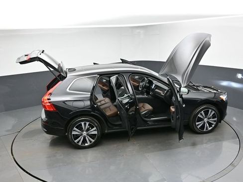 Used 2023 Volvo XC60 B5 Plus w/ Protection Package Premier image 48