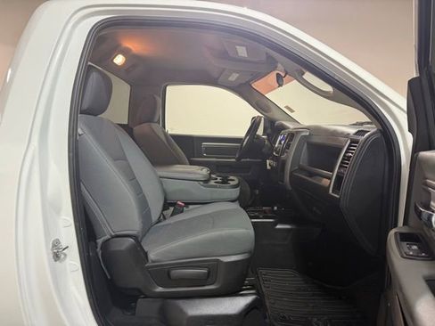 Used 2017 RAM 2500 Tradesman w/ Chrome Appearance Group image 19
