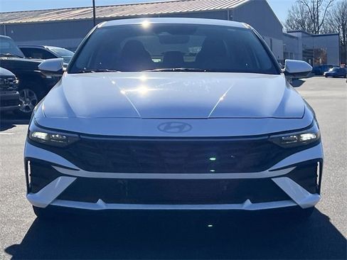 Certified 2025 Hyundai Elantra Blue image 35