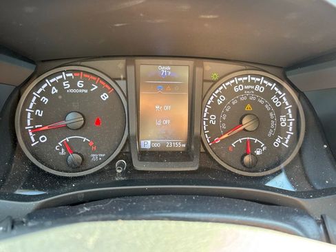 Used 2023 Toyota Tacoma SR image 13