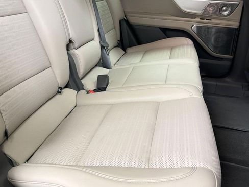 Used 2024 Lincoln Nautilus Reserve w/ Equipment Group 203A image 24