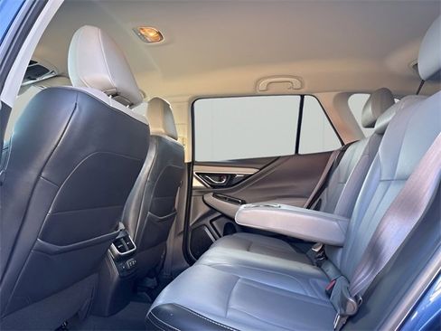 Used 2021 Subaru Outback Limited image 14
