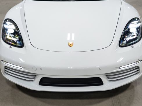 Used 2024 Porsche 718 Cayman S image 16