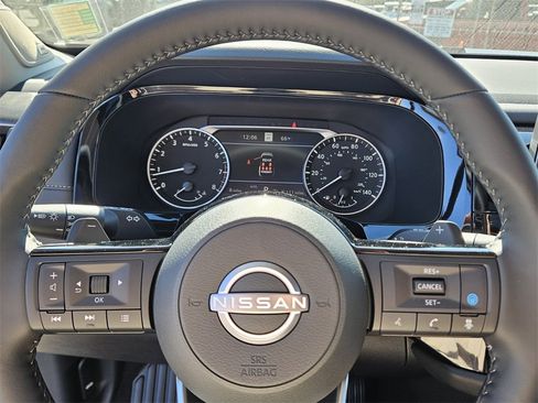 New 2025 Nissan Pathfinder SL w/ SL Premium Package image 26