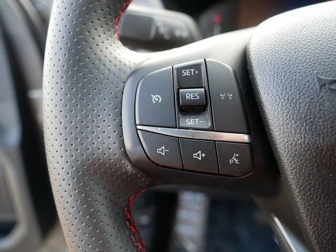 Used 2025 Ford Escape ST-Line AWD/4WD image 25