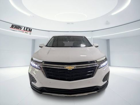 Used 2023 Chevrolet Equinox LT w/ LPO, Floor Liner Package AWD/4WD image 8