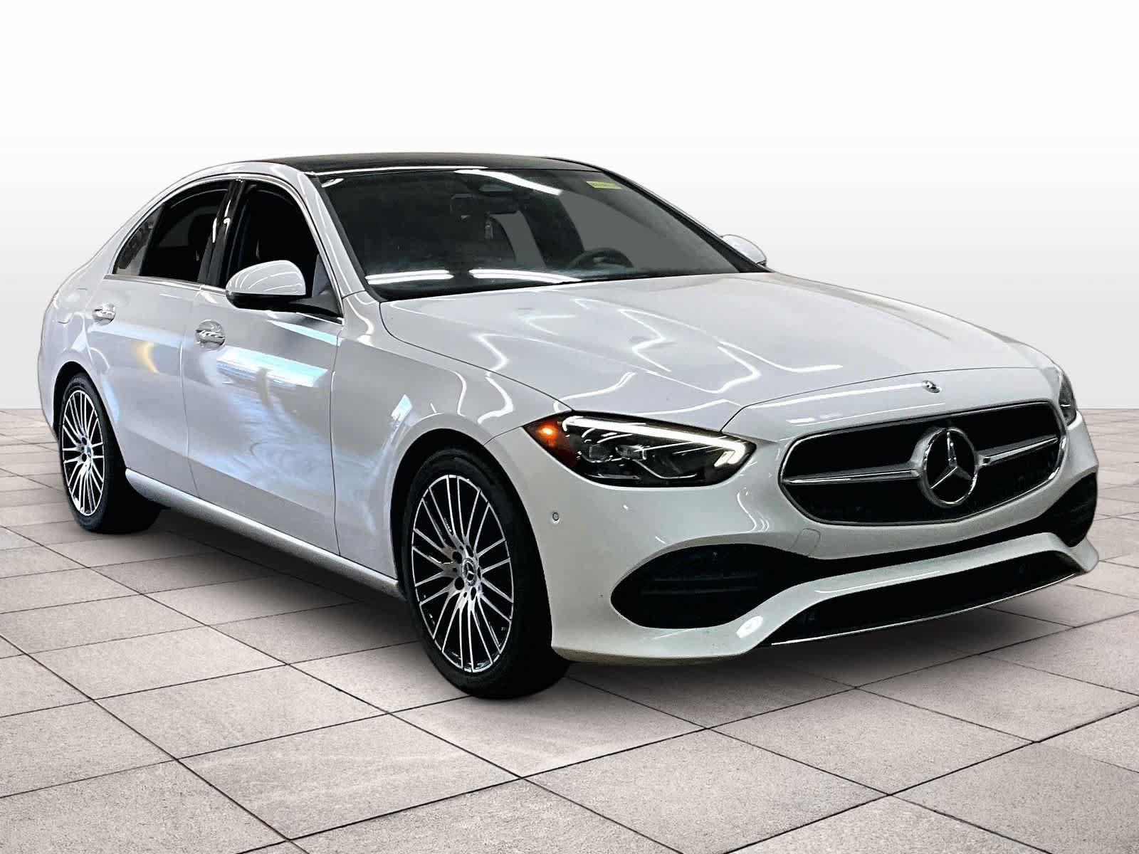 Used 2022 Mercedes-Benz C 300 Sedan image 2