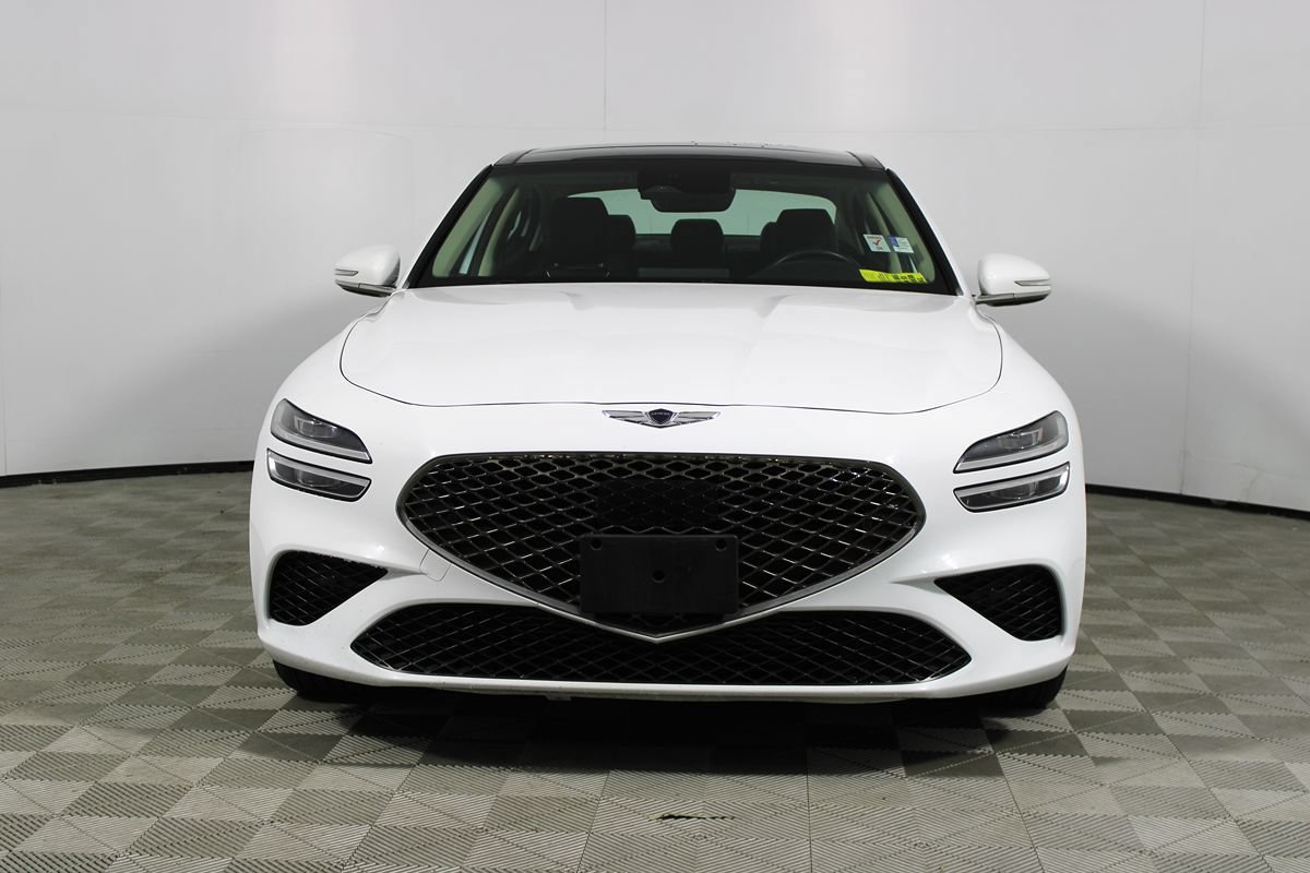 Used 2022 Genesis G70 2.0T w/ Prestige Package RWD image 2
