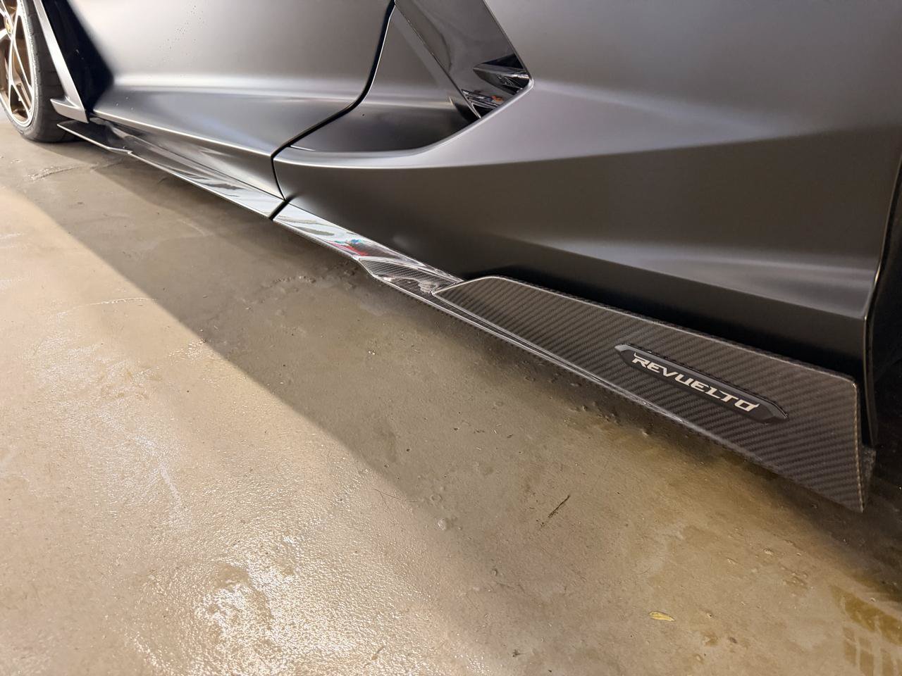 Used 2024 Lamborghini Revuelto AWD/4WD image 14