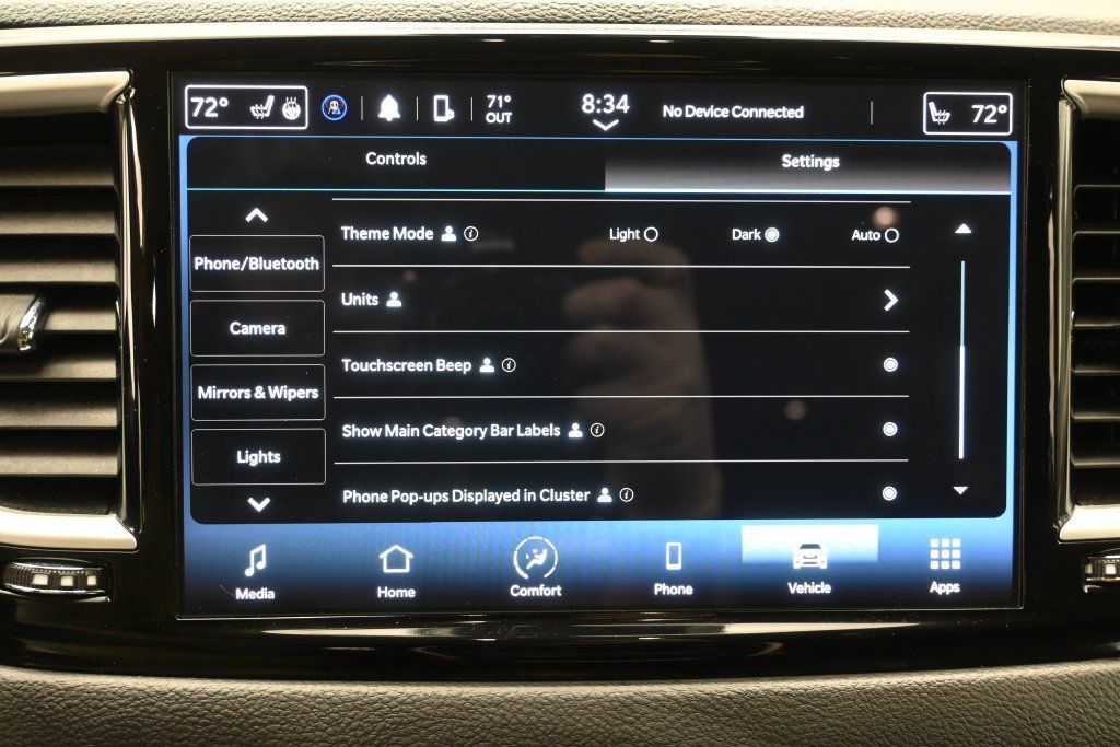 Used 2024 Chrysler Pacifica Touring-L FWD image 20