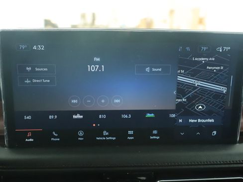 Certified 2023 Lincoln Nautilus Reserve w/ Equipment Group 201A image 11