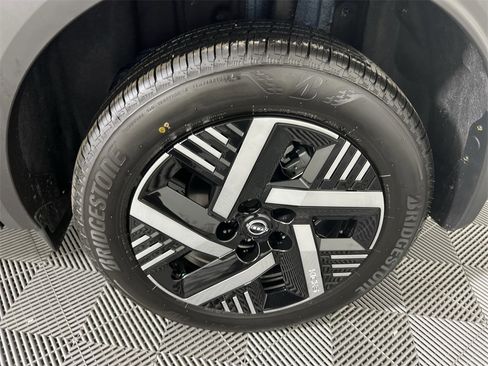 New 2026 Nissan Kicks SV image 18