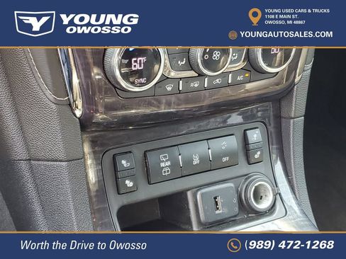 Used 2017 Buick Enclave Leather w/ Enclave Sport Touring Edition FWD image 18