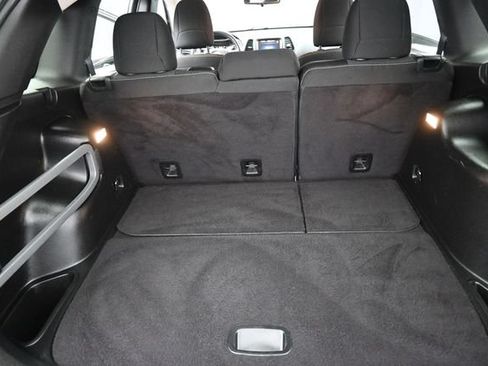 Used 2015 Jeep Cherokee Latitude w/ Cold Weather Group FWD image 25