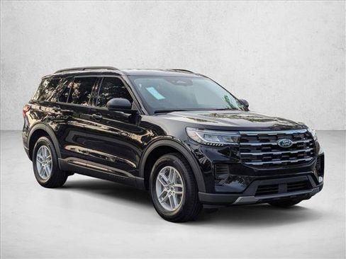 New 2026 Ford Explorer Active RWD image 6
