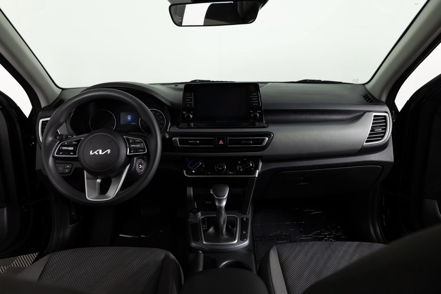 Used 2022 Kia Seltos LX AWD/4WD image 34