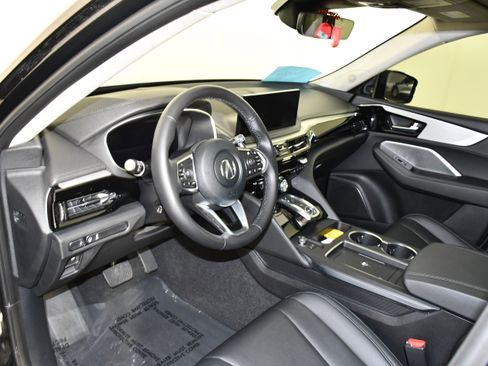 Certified 2025 Acura MDX SH-AWD image 37