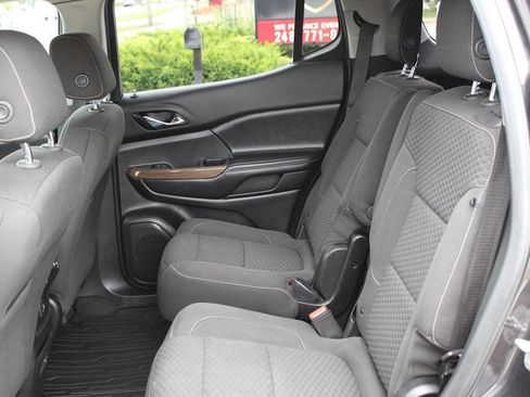 Used 2019 GMC Acadia SLE w/ Driver Alert Package I image 46